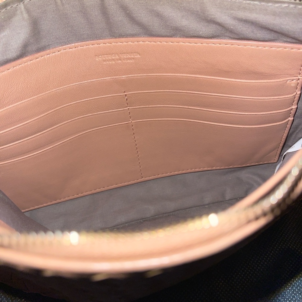 BOTEGA VANETA Intrecciato Dusty Rose Woven LAMBSKIN Clutch WITH ENTRUPY COA - Picture 10 of 16